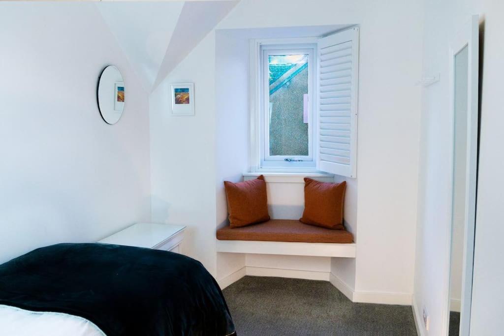 Central 2 Bedroom Luxury Home Close To River Ness Inverness Exteriör bild